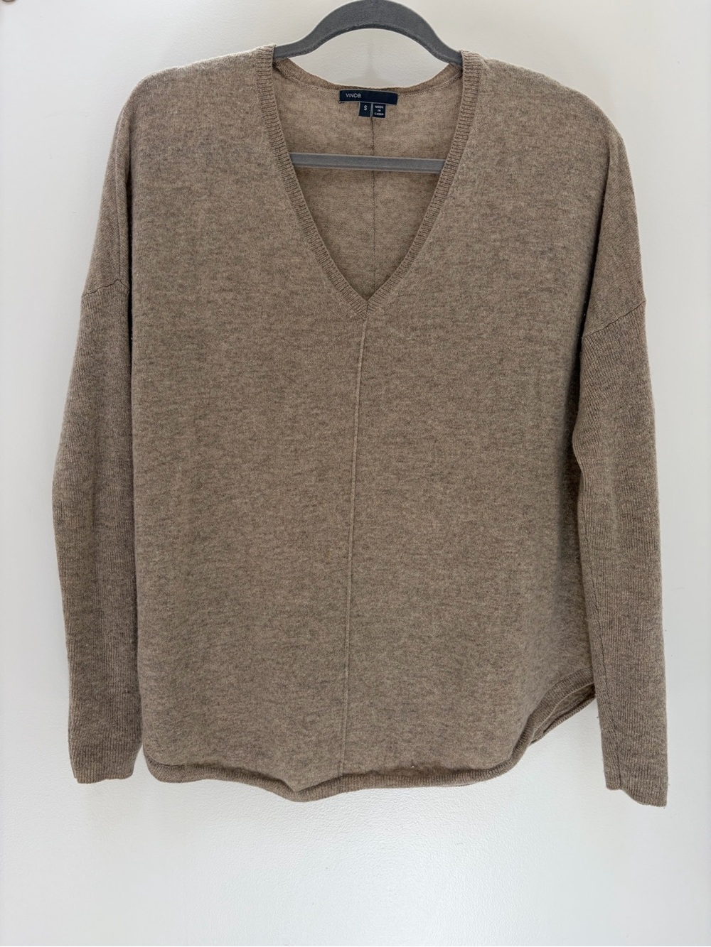 Vince 100% Cashmere Lightweight V-Neck Soft-Taupe Sweater Sz S